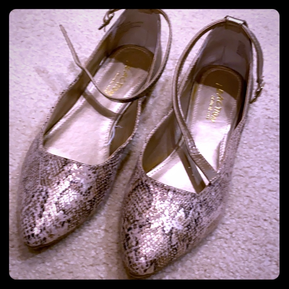 Kenneth Cole Snakeskin Ballet Flats